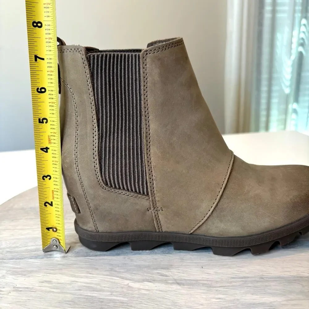 Sorel Emelie Chelsea Waterproof Leather Boots Women's US 9.5 Taupe Ankle Boot